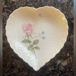 Vintage Rose Heart Shaped Trinket Dish